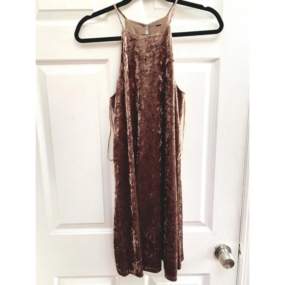 Design Lab Lord & Taylor | Dresses | Crushed Velvet High Neck Beige  Cocktail Dress Tags Have Been Removed | Poshmark